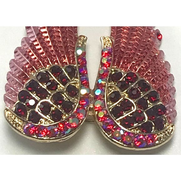 Pink and Red Rhinestone Crystal Angel Wings Brooch Gold Tone Ships From USA - Picture 3 of 4